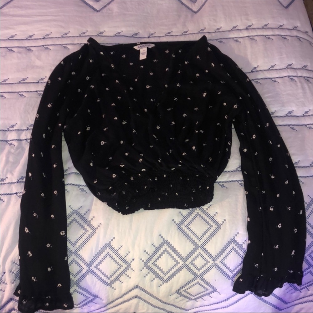 Arizona Jean co floral crop top blouse